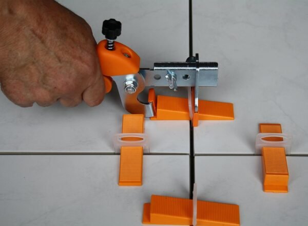 Tiles Leveling Kit